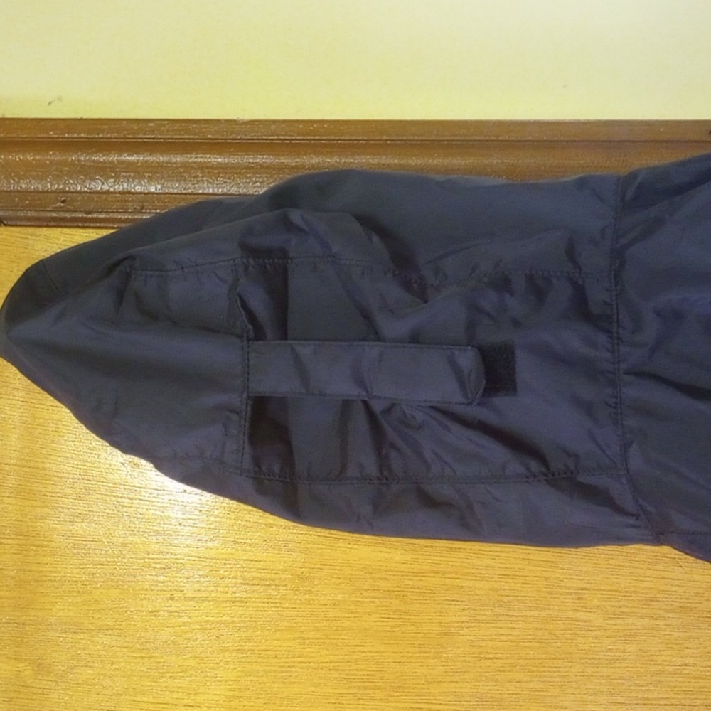 Columbia Sportswear Large Lightweight Windbreaker Jacket w/ Hood, Yellow & Black - Picture 6 of 7
